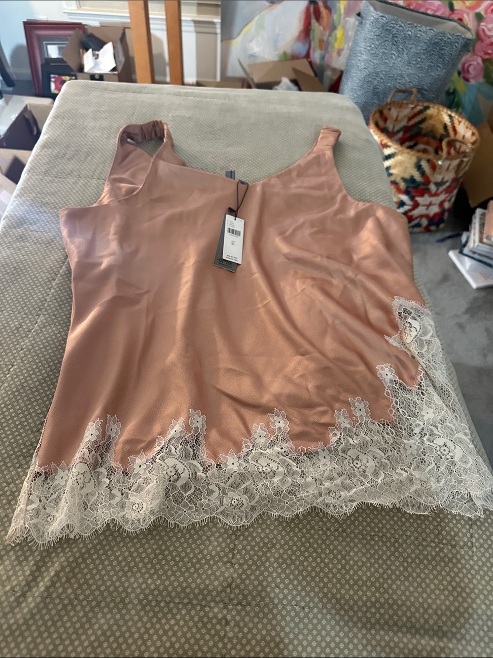 Lace-Trim Satin Tank Top in Rose Dust